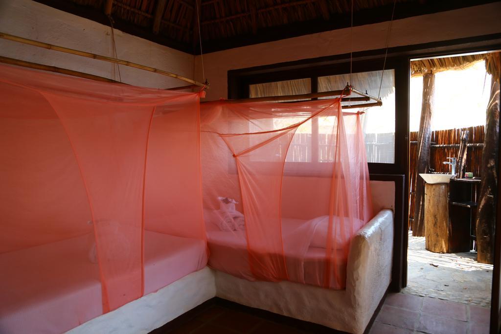 Hotel Bahia De La Luna Arroyo Cruz Buitenkant foto