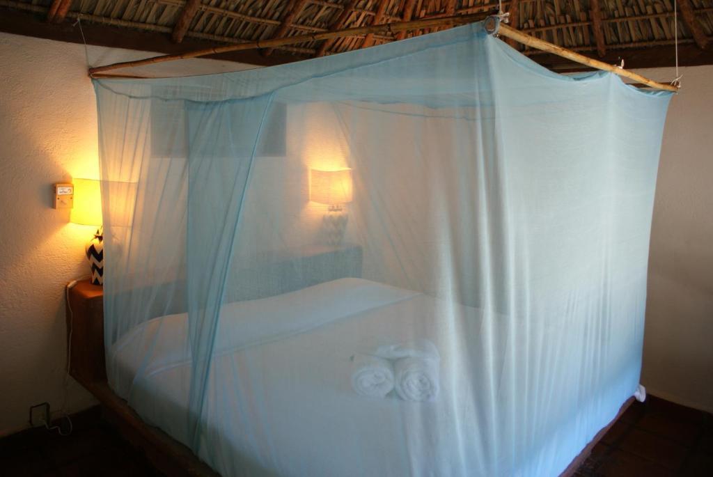 Hotel Bahia De La Luna Arroyo Cruz Kamer foto